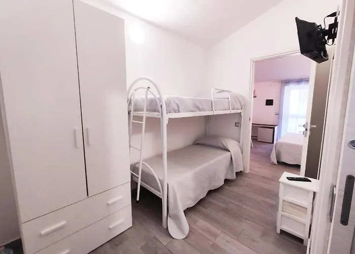 住宿加早餐酒店 Fronte Mare