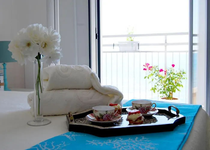 住宿加早餐酒店 Fronte Mare 3*