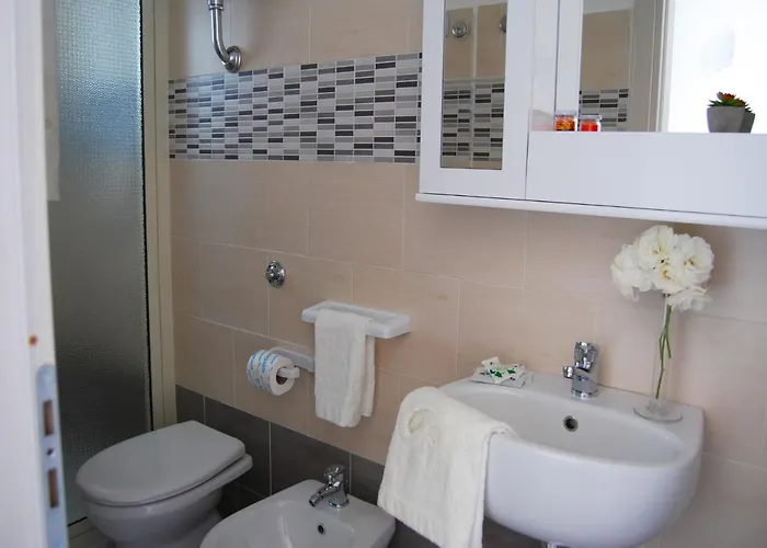 住宿加早餐酒店 Fronte Mare